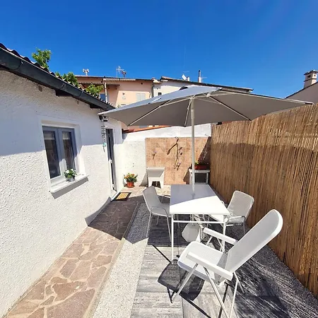 Ferienhaus Monolocale Con Giardino Privato, 1 Minuto Dal Mare *
