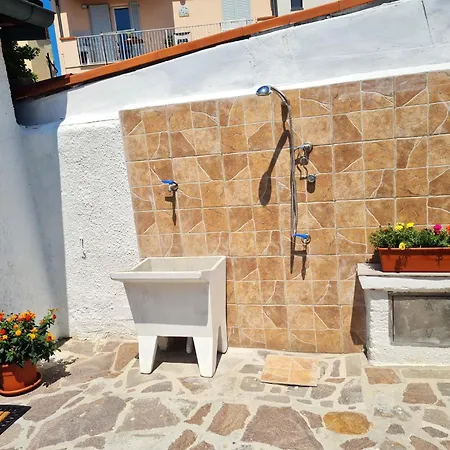 Holiday home Monolocale Con Giardino Privato, 1 Minuto Dal Mare *
